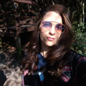 Bruna Esteves