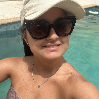 Flávia Esteves