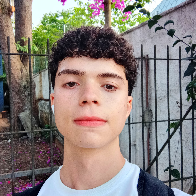 Lucas Vicente (1.000 questões de Português comentadas no perfil)
