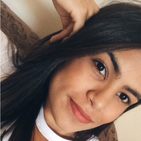 Carolinne Alves